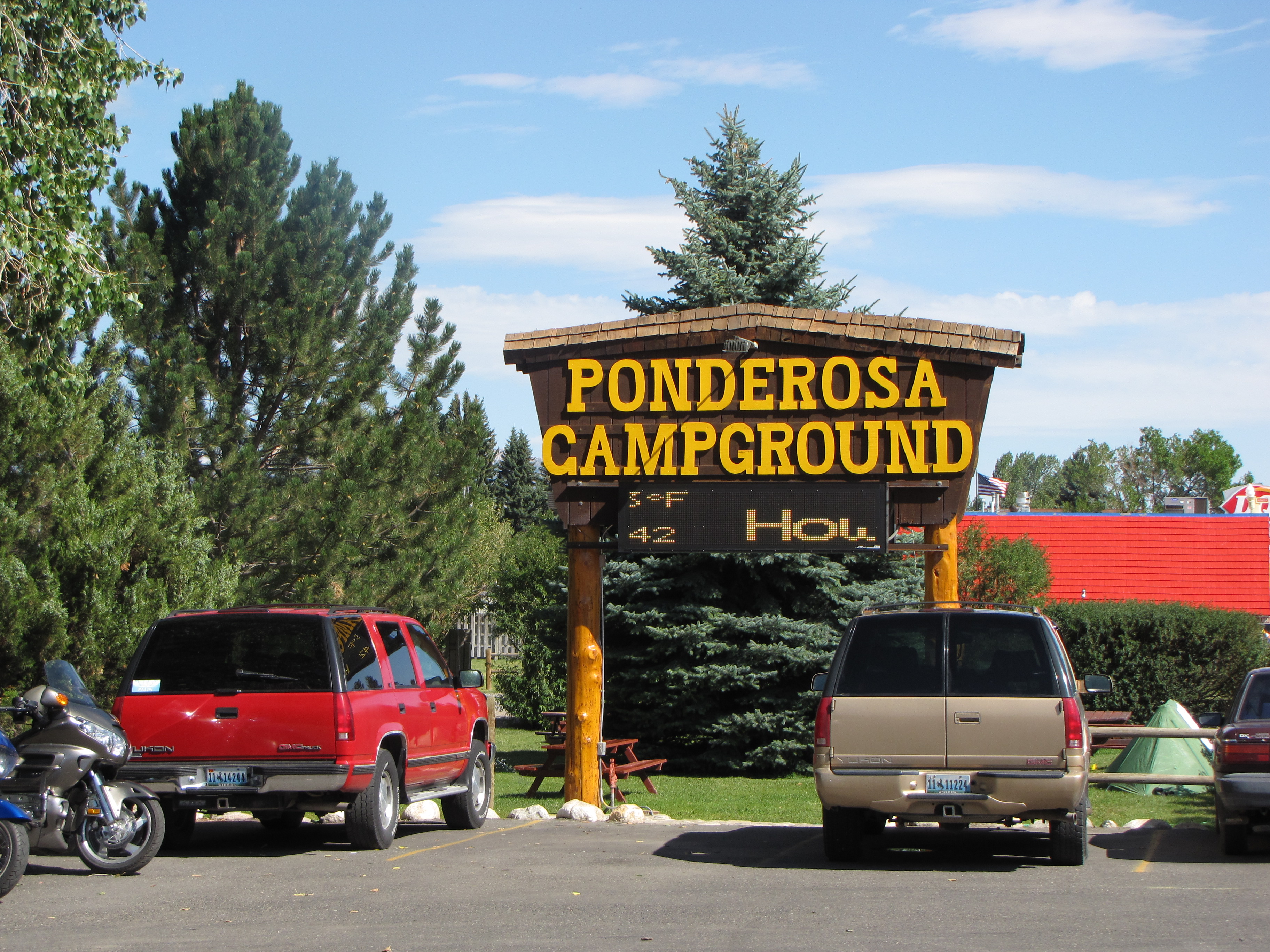 A sign reading Ponderosa Campgrounds