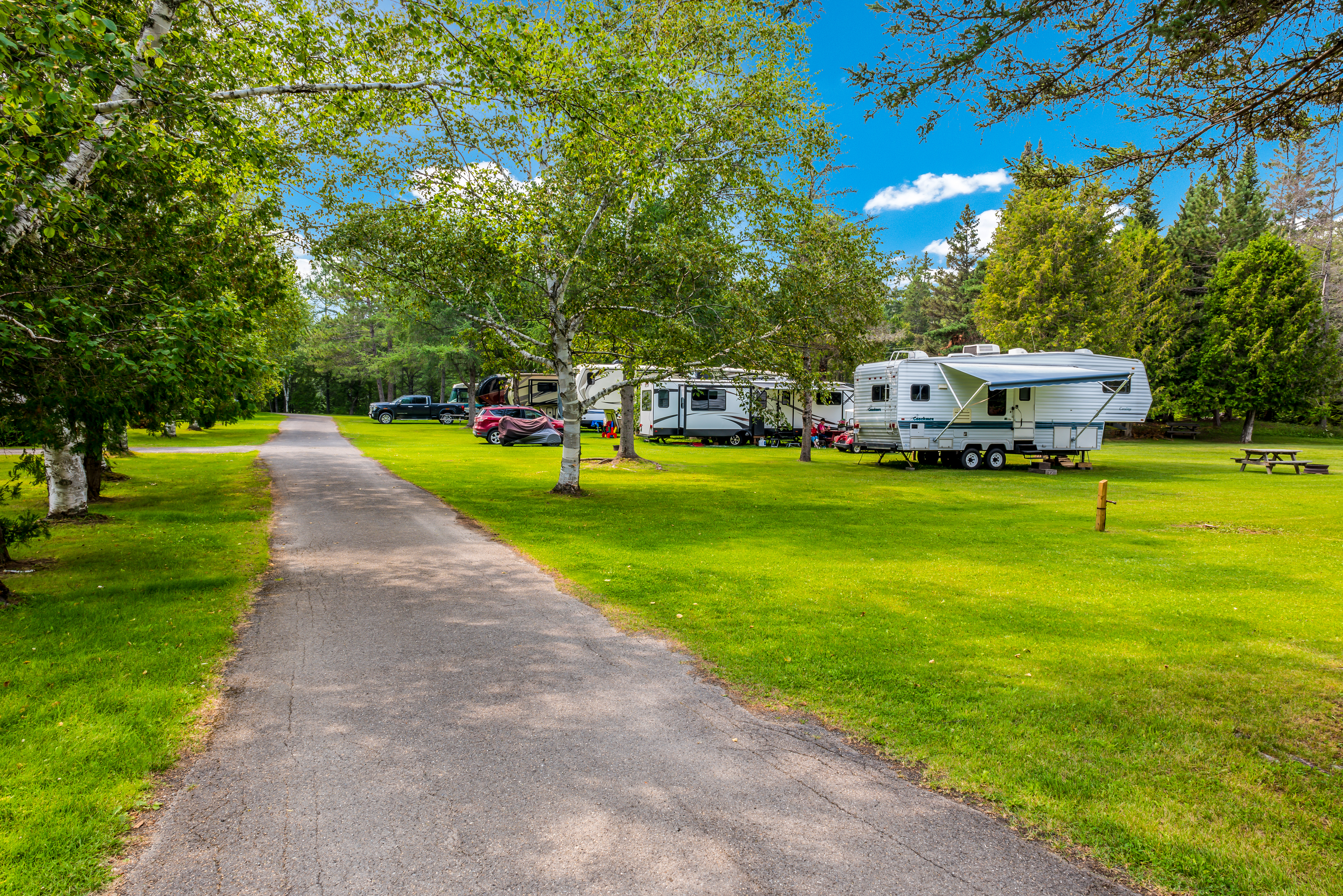 RVs next to a trail at the Canadian border